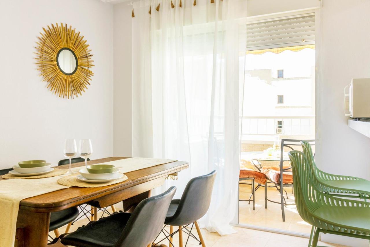 Apartamento Pink Maritimo Torrevieja Luaran gambar