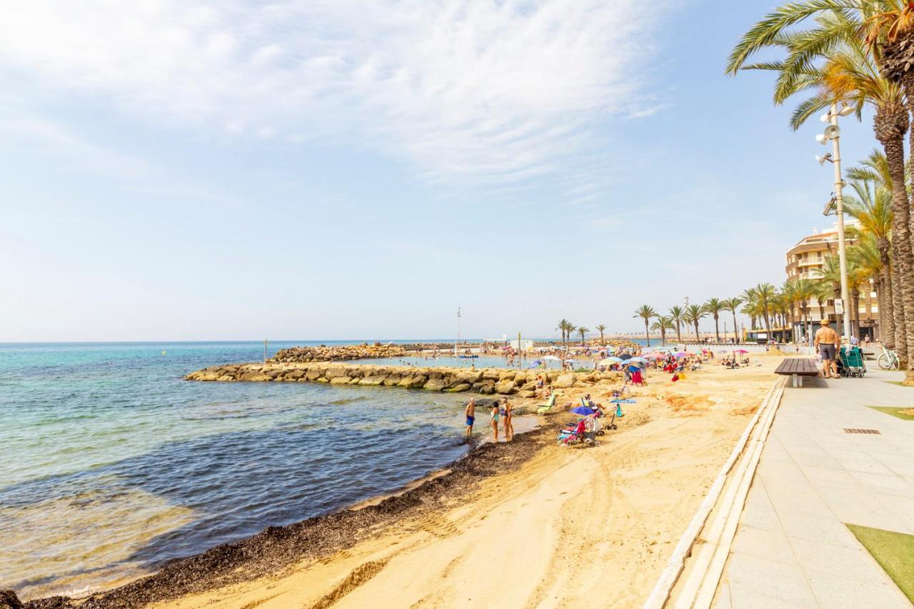 Apartamento Pink Maritimo Torrevieja Luaran gambar