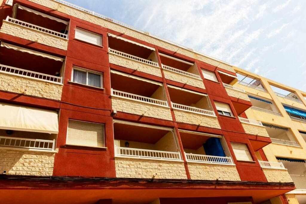 Apartamento Pink Maritimo Torrevieja Luaran gambar