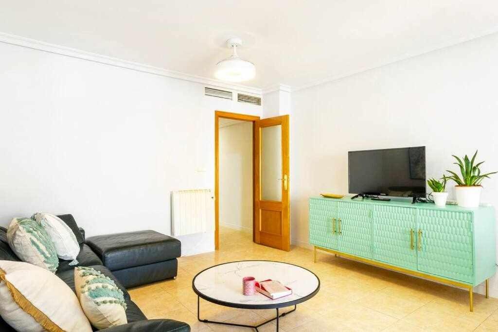 Apartamento Pink Maritimo Torrevieja Luaran gambar