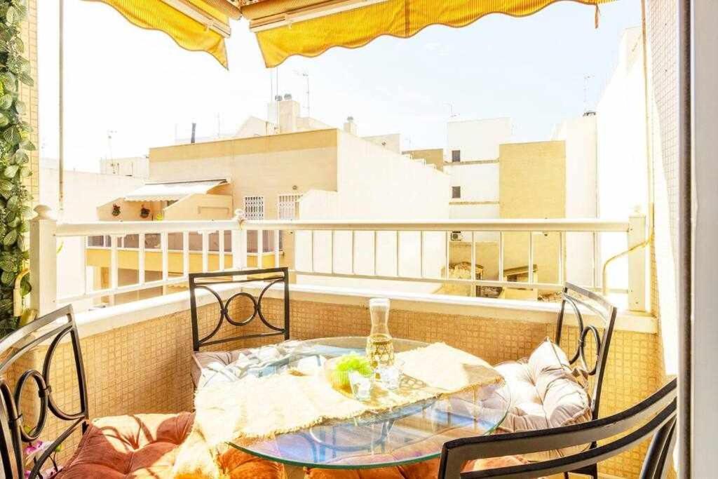 Apartamento Pink Maritimo Torrevieja Luaran gambar