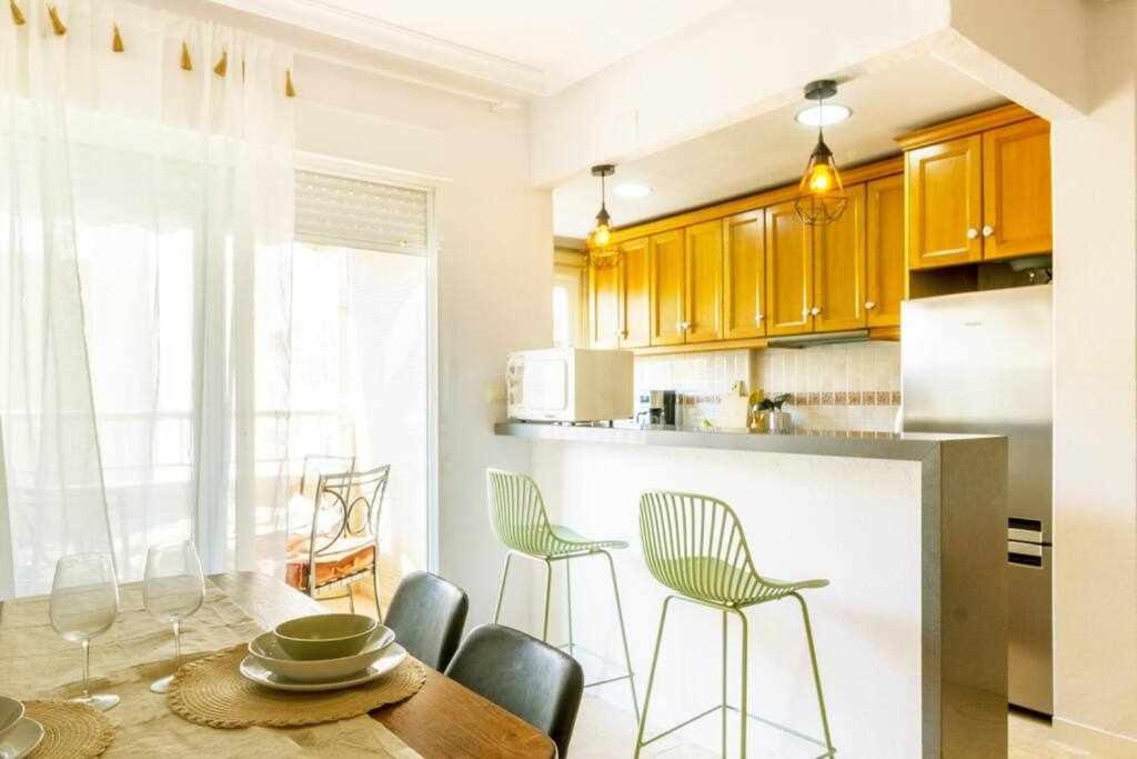 Apartamento Pink Maritimo Torrevieja Luaran gambar