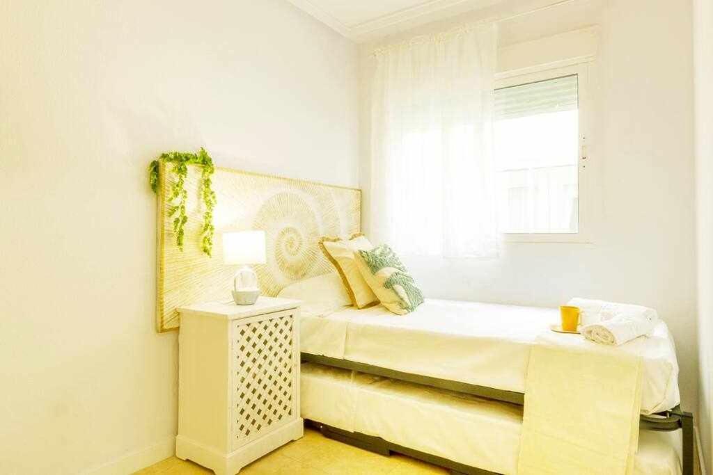 Apartamento Pink Maritimo Torrevieja Luaran gambar