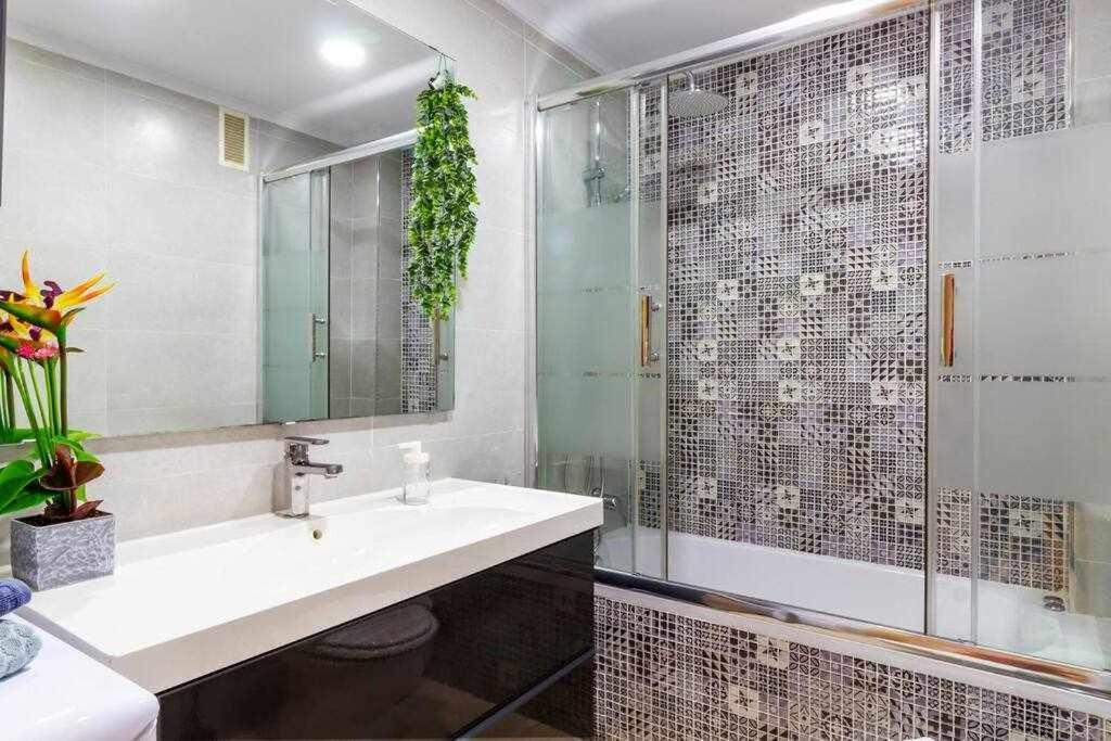 Apartamento Pink Maritimo Torrevieja Luaran gambar