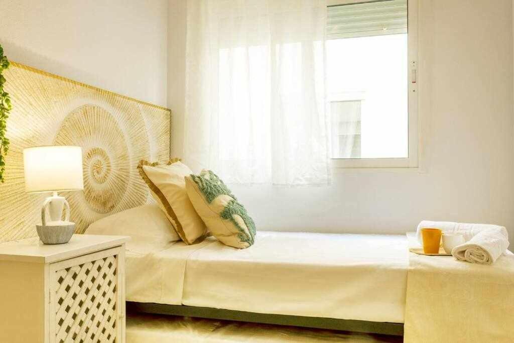 Apartamento Pink Maritimo Torrevieja Luaran gambar