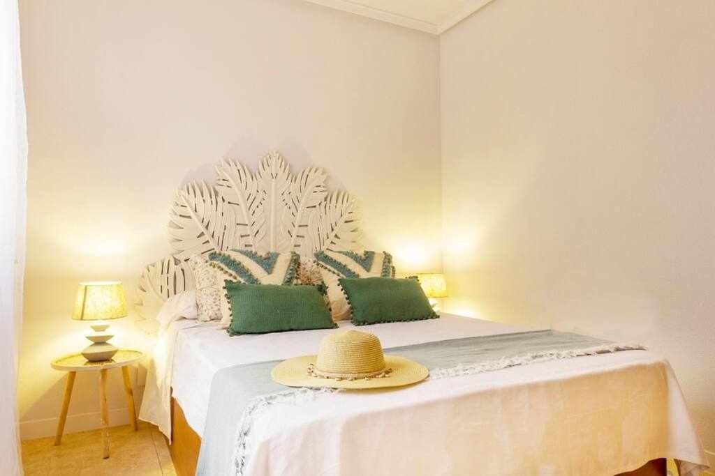 Apartamento Pink Maritimo Torrevieja Luaran gambar